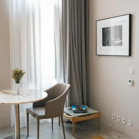 Tanger - Foz, Serralves & 홈스테이