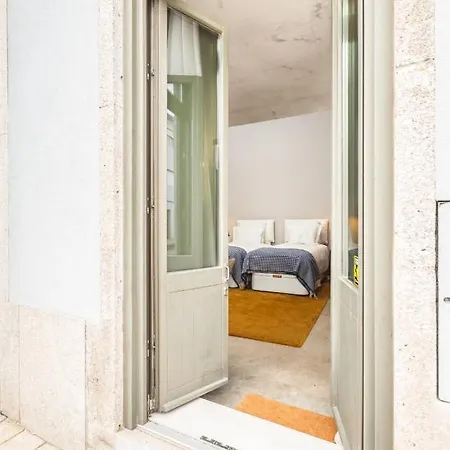 Проживание в семье Tanger - Foz, Serralves & Порту